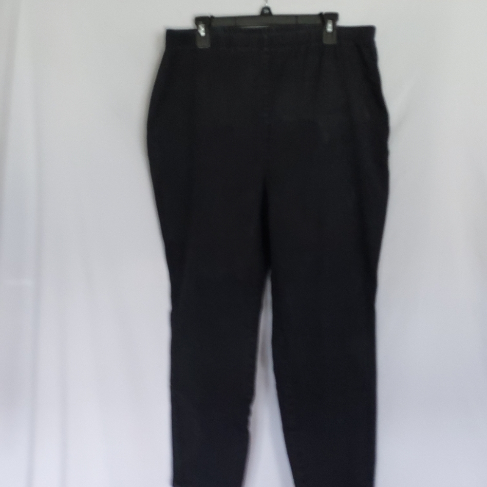 Womans Black Jeans